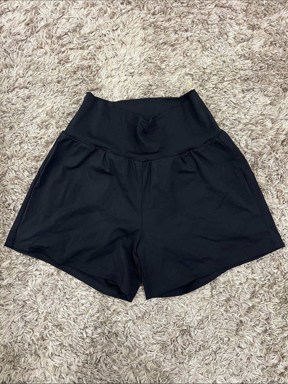 HALARA Black High-Waist Athletic Shorts